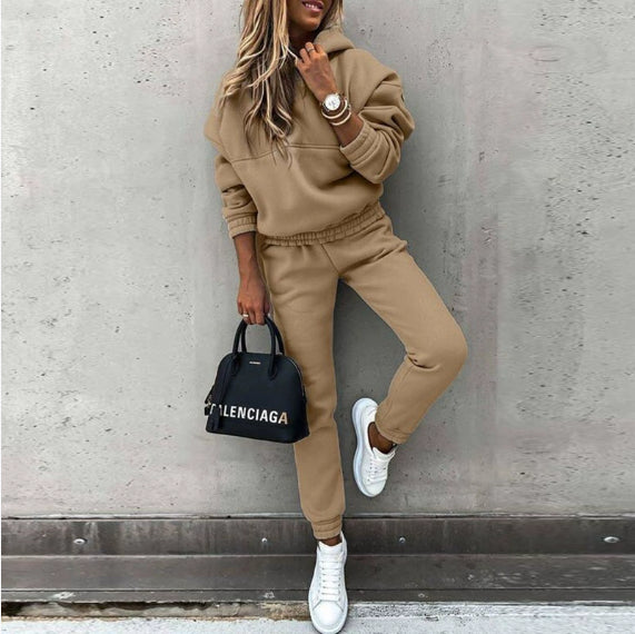 Women’s New Hooded Sweatshirt & Joggers Sports Suit | Elegant 2-Piece Slim-Fit Tracksuit | Trendy Long Sleeve Hoodie & Sweatpants Set | High-Sense Activewear Lounge Set | 2026 Urban Sportswear Collection
