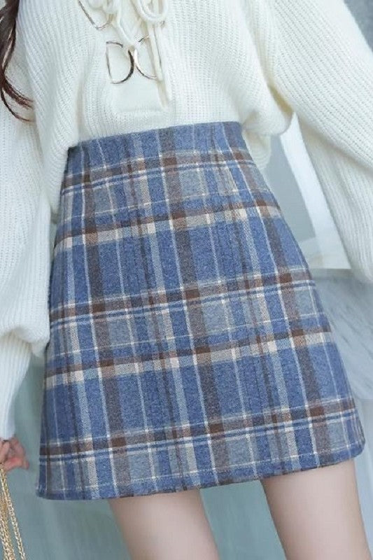 Women’s Mini Woolen Short Skirt | Elegant High-Waist A-Line Check Skirt | Modern Plaid Winter Mini Skirt | Trendy Woolen Commuter Skirt for Ladies | 2026 High-Fashion Autumn/Winter Bottoms