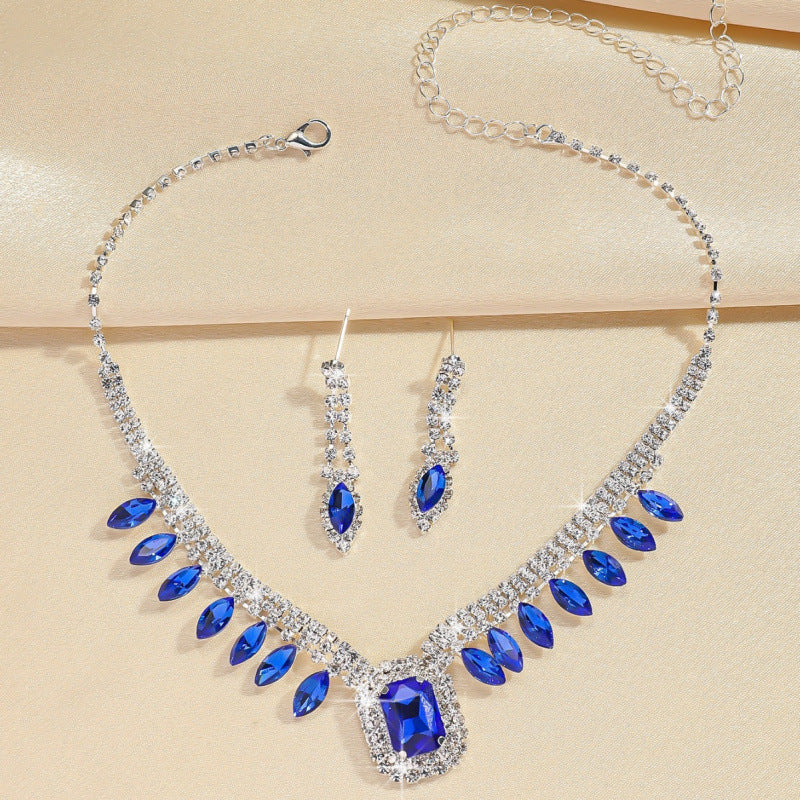 Women’s Banquet Elegant Necklace & Earring Suit | High-Sense Formal Jewelry Set | Trendy Minimalist Crystalline Evening Suit | Luxury-Label Statuesque Gala Accessory | 2026 High-Fashion Radiant Ceremony Essential