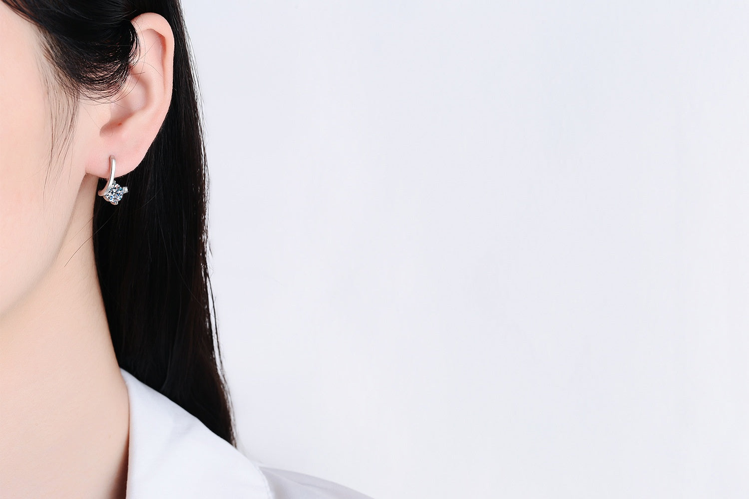 S925 Sterling Silver Moissanite Earrings | Affordable Luxury Sparkling Studs | High-Sense VVS Clarity Moissanite Jewelry | Trendy Minimalist Silver Earrings | 2026 High-Fashion Radiant Women’s Accessories