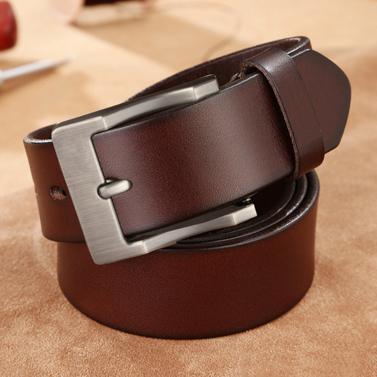 Men’s Pin Buckle Business Casual Belt | High-Sense Professional Simple Waistband | Trendy Minimalist Top-Layer Leather Belt | Luxury-Label Statuesque Men’s Accessory | 2026 High-Fashion Radiant Urban Essential