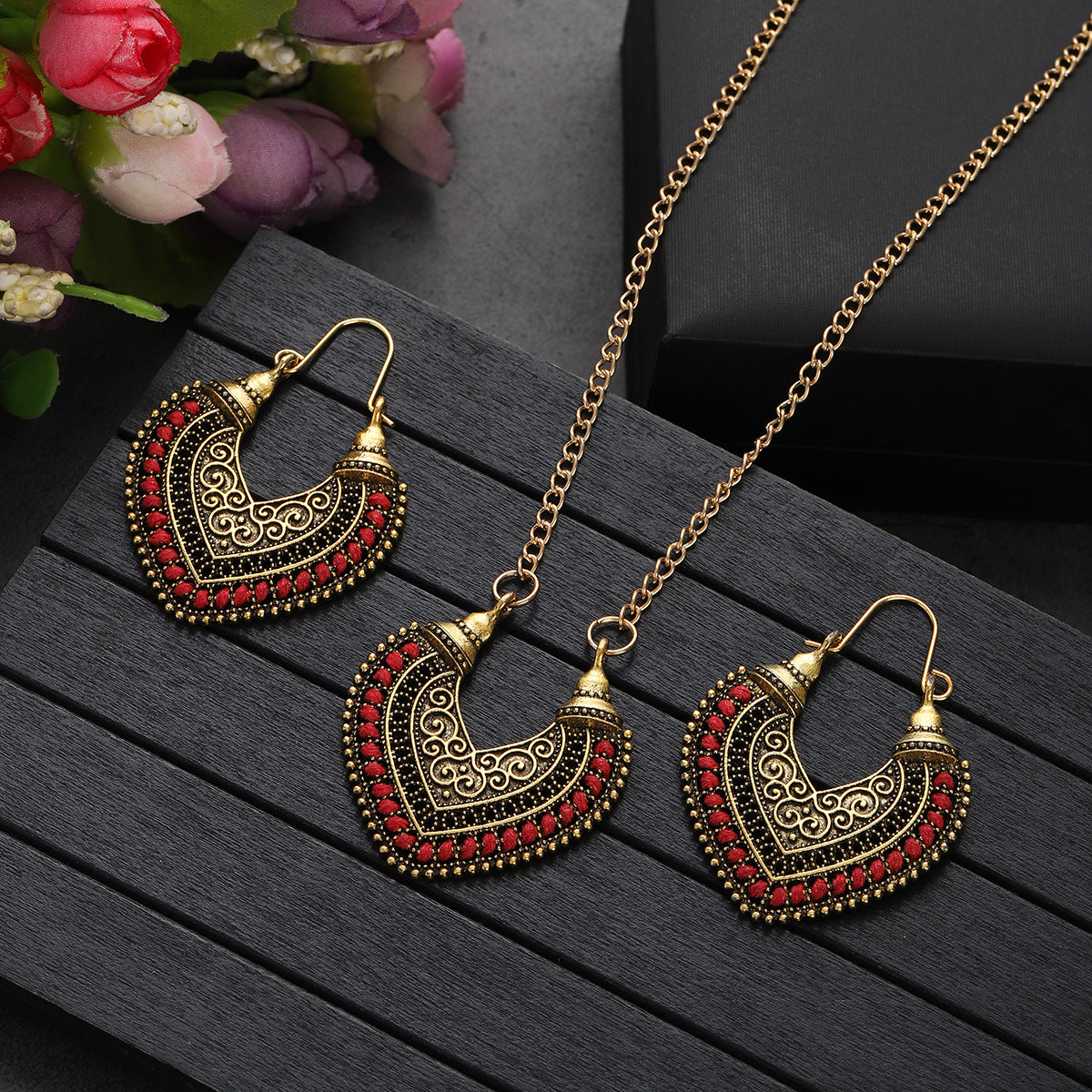 Colored Rope Winding Jewelry Set | Artistic Woven Necklace & Earrings Two-Piece Set | Vibrant Boho-Chic Statement Accessories | Handmade Style Geometric Rope Jewelry