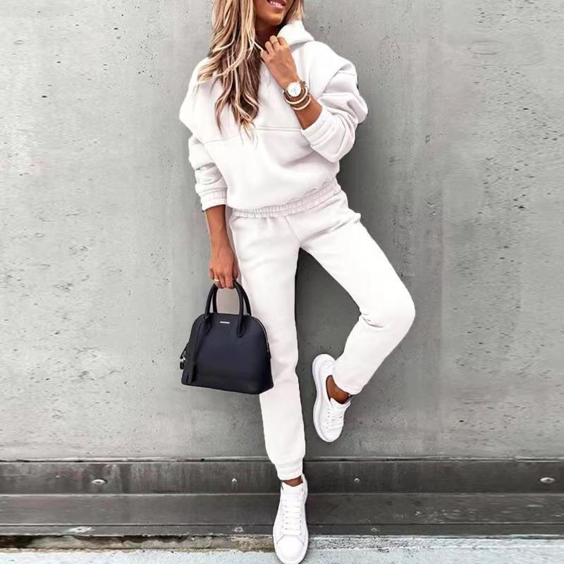 Women’s New Hooded Sweatshirt & Joggers Sports Suit | Elegant 2-Piece Slim-Fit Tracksuit | Trendy Long Sleeve Hoodie & Sweatpants Set | High-Sense Activewear Lounge Set | 2026 Urban Sportswear Collection