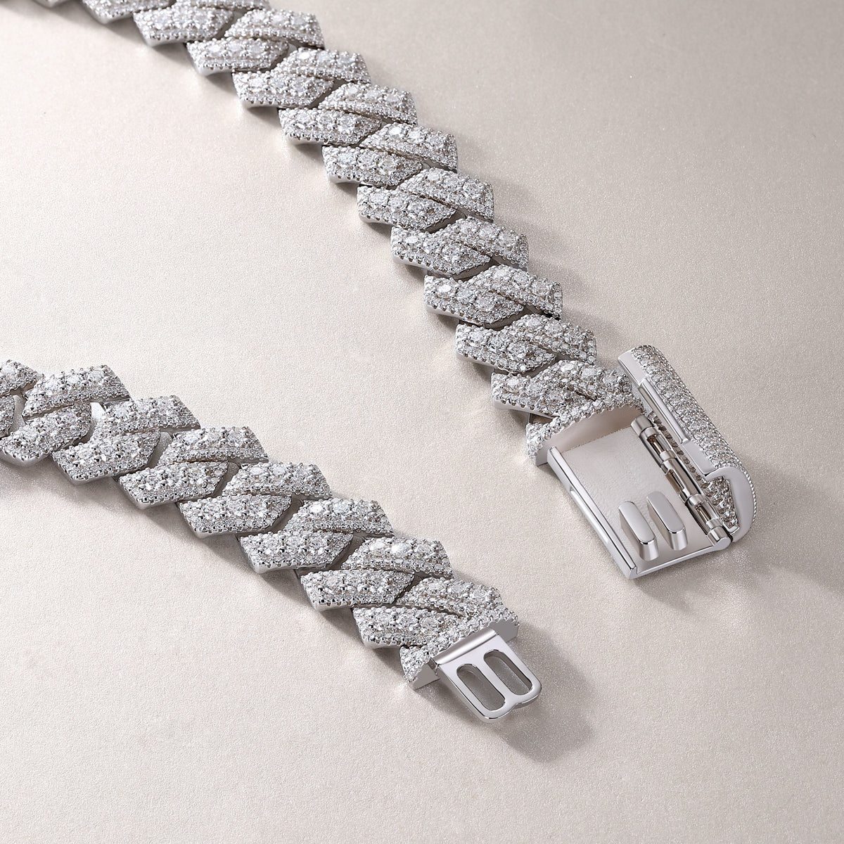 Jinba Legend Moissanite Jewelry Set | S925 Sterling Silver Pendant & Collar Chain | Luxury Light-Luxury Trend Necklace | Platinum Plated Iced-Out Legend Suite
