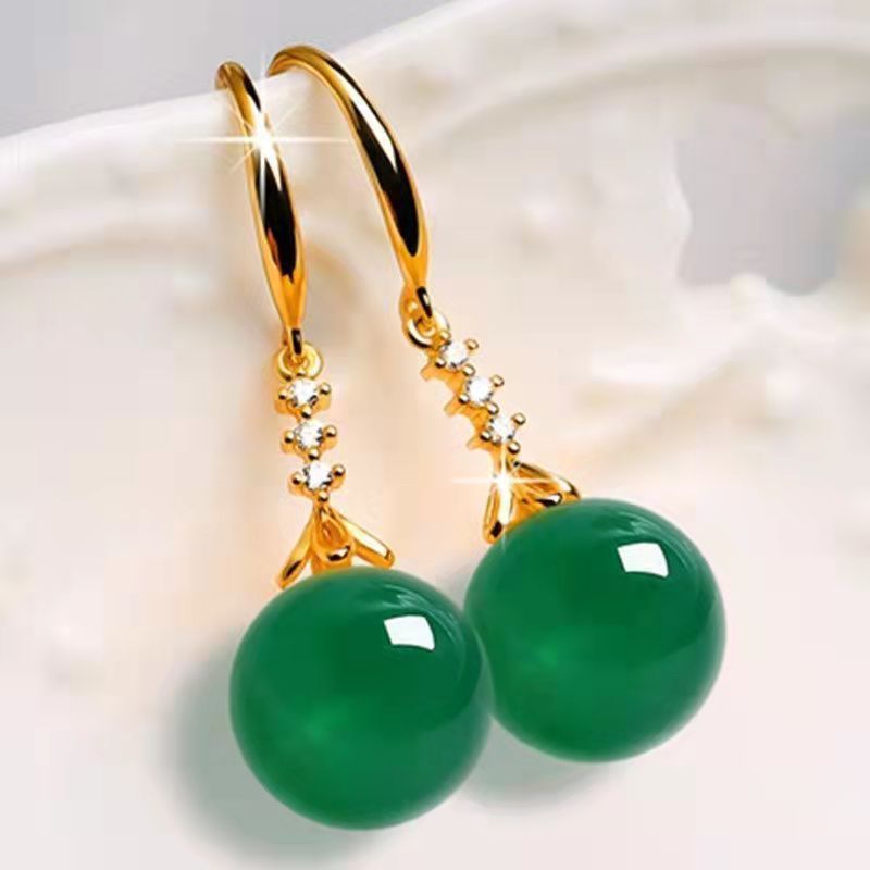 Women’s Elegant Silvering Chalcedony Earrings | High-Sense Green Agate Drop Earrings | Trendy Minimalist Gemstone Jewelry | Luxury-Label Statuesque Radiant Accessory | 2026 High-Fashion Botanical Essential