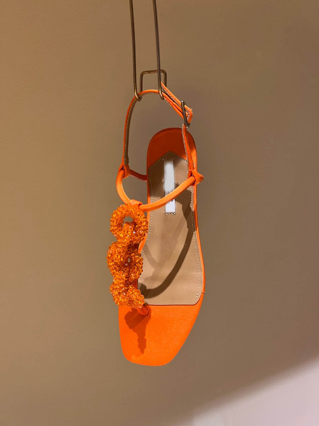 Women’s Crystal String Beads Flat Sandals | Elegant Jeweled Summer Beach Shoes | Modern Sparkling Open-Toe Boho Flats | Trendy Crystal-Embellished Strappy Sandals | 2026 Luxury Vacation Footwear