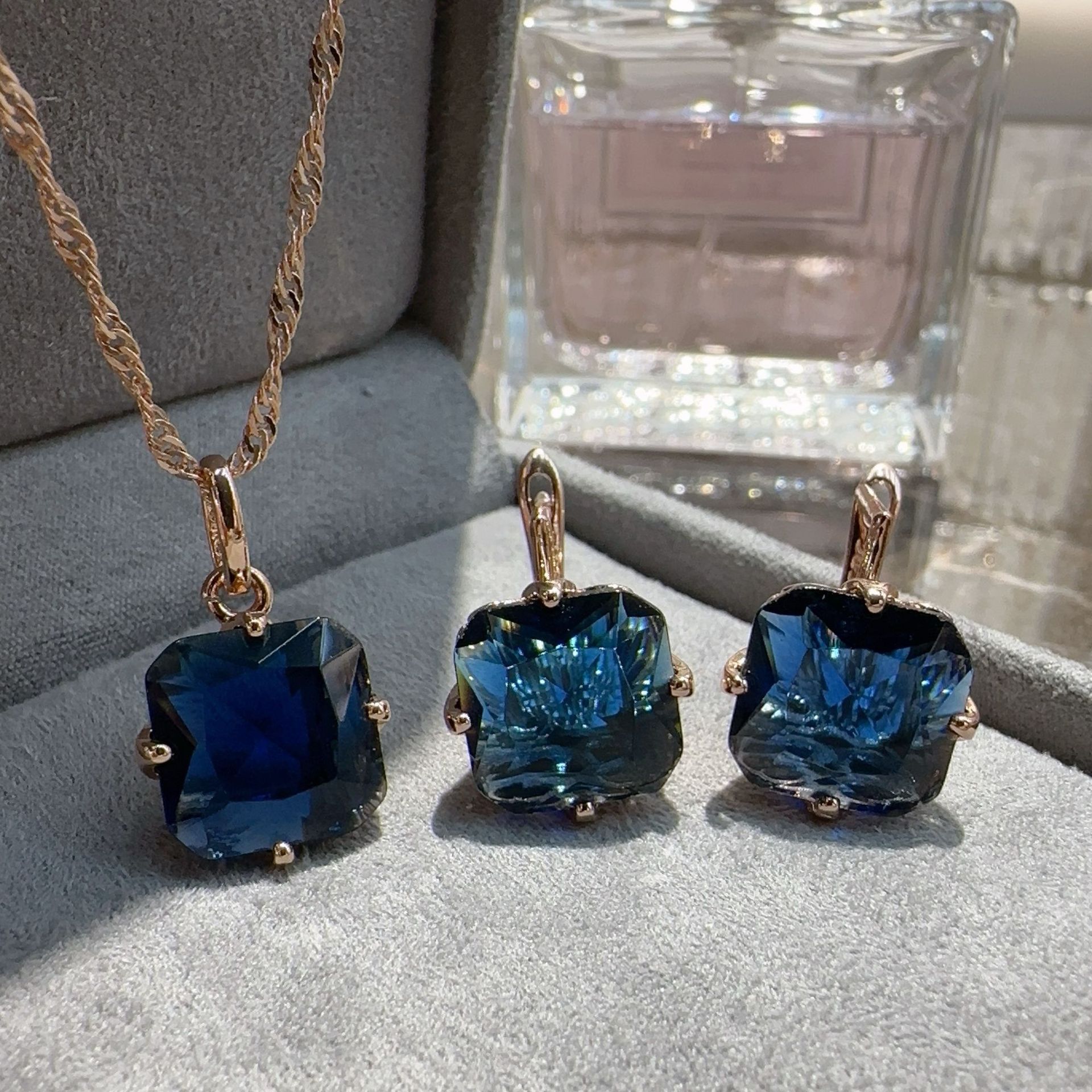 Ornament Sapphire Blue Earrings & Necklace Set | High-Sense Royal Zircon Jewelry | Trendy Minimalist Deep Blue Pendant & Studs | Luxury-Label Statuesque Evening Set | 2026 High-Fashion Radiant Women’s Accessories