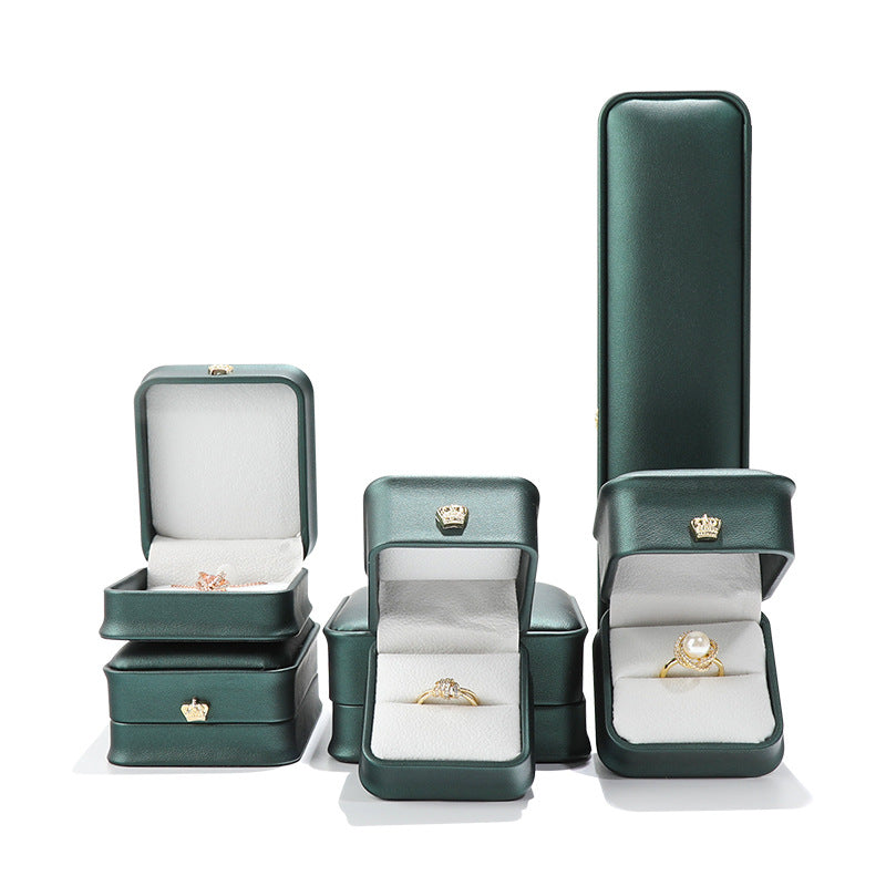 Crown Rounded Jewelry Ring & Pendant Box | High-Sense Luxury Bracelet Packing Case | Trendy Minimalist Jewelry Presentation Box | Luxury-Label Statuesque Gift Packaging | 2026 High-Fashion Radiant Storage Essential