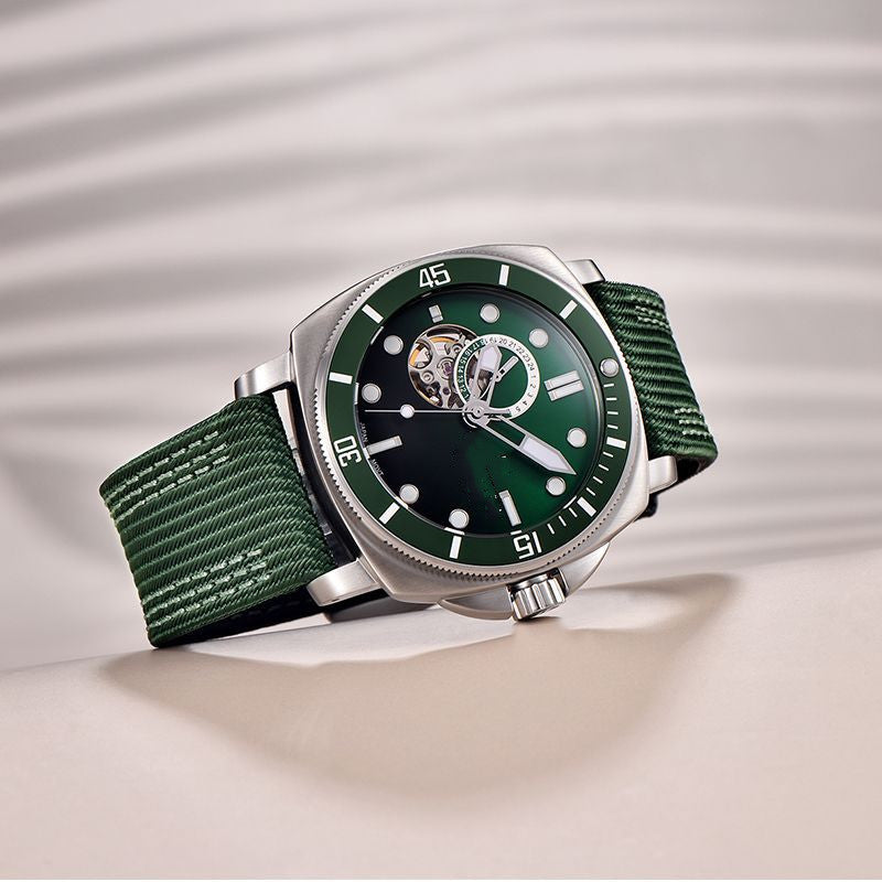 Men’s Fully Automatic Mechanical Sports Watch | Premium Skeleton Luxury Timepiece | Waterproof High-Sense Racing Watch | Sophisticated Self-Winding Professional Gear