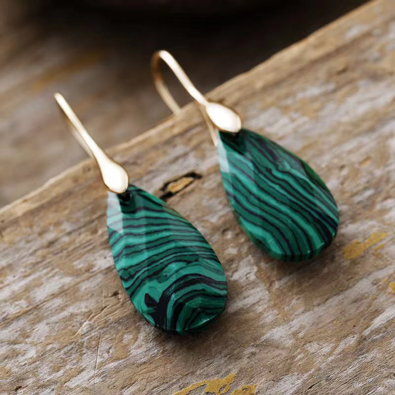 Natural Tiger’s Eye Pendant Earrings | High-Quality Gemstone Drop Earrings | High-Sense Minimalist Earthy Jewelry | Luxury-Label Statuesque Radiant Accessory | 2026 High-Fashion Emerald-Luxe Essential