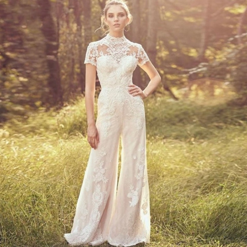 Women’s Bridal Pants Suit Wedding Jumpsuit | High-Sense Short Sleeve Ivory Bridal Gown Alternative | Trendy Minimalist Wide-Leg Wedding Suit | Luxury-Label Statuesque Formal Jumpsuit | 2026 High-Fashion Radiant Ceremony Essential