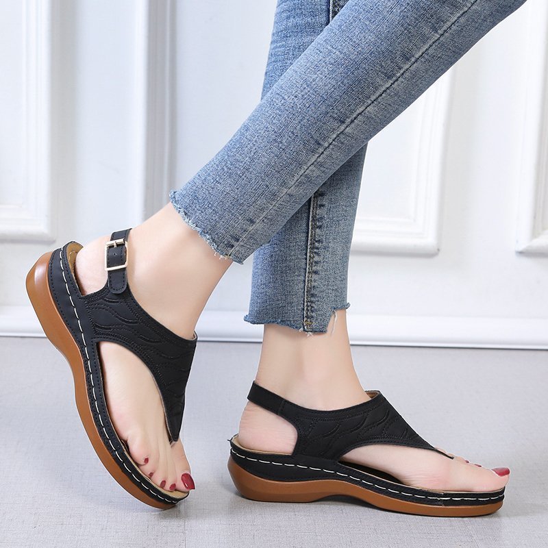 Women’s Casual Wedge Heel Flip-Flops | Solid Color Summer Platform Sandals | Comfortable Beach Thong Sandals with Arch Support | Lightweight Outdoor Wedge Sandals