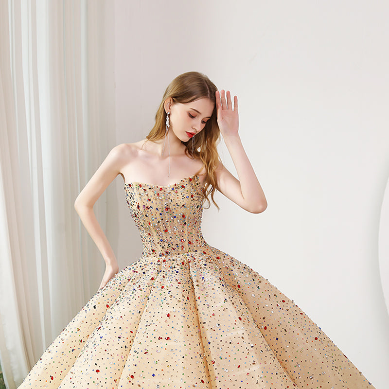 Elegant Tube Top Wedding Dress | Bridal Costume Sleeveless Ball Gown | Strapless Luxury Bride Dress for Reception & Ceremony | Sophisticated Floor-Length Bridal Gown