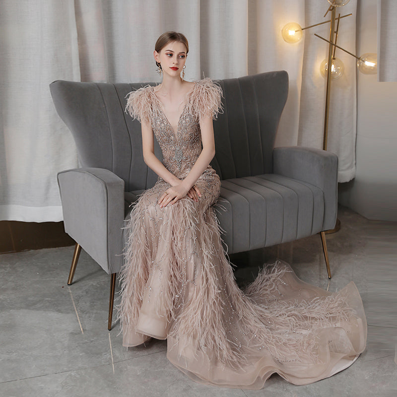 Women’s High-End Luxury Fishtail Evening Dress | High-Sense Mermaid Silhouette Gala Gown | Trendy Minimalist Formal Fishtail Dress | Luxury-Label Statuesque Radiant Ceremony Wear | 2026 High-Fashion Emerald-Luxe Essential