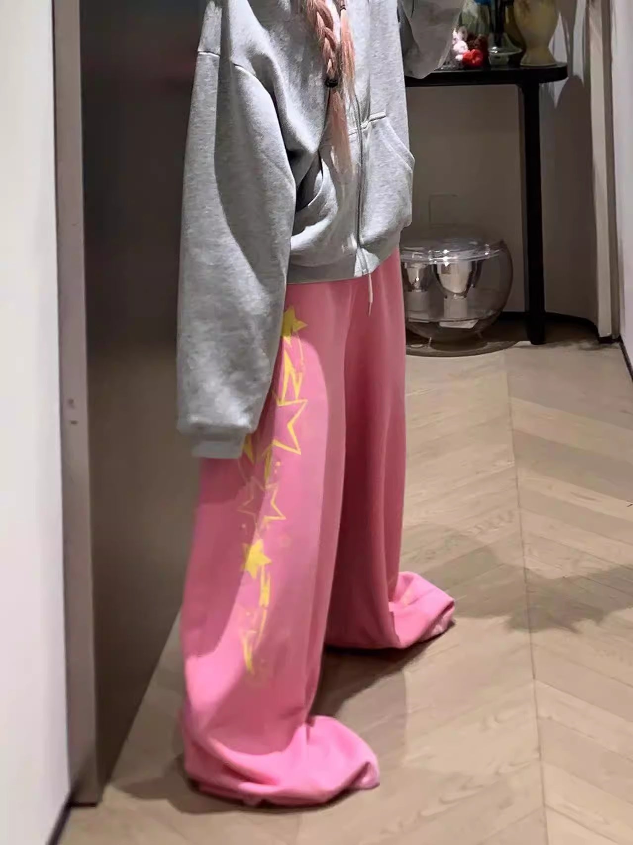 Women’s Retro Print Letter Casual Pants | High-Sense Drawstring Wide-Leg Trousers | Trendy Minimalist Graphic Sweatpants | Luxury-Label Urban Loose Pants | 2026 High-Fashion Statuesque Streetwear