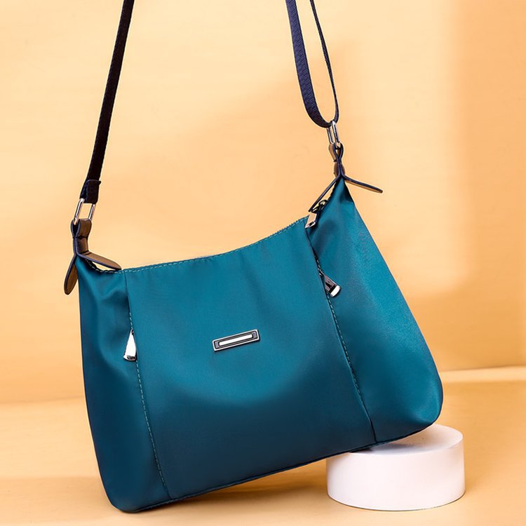 Fashion Oxford Cloth Shoulder Bag | Simple Lightweight Women’s Crossbody Bag | Waterproof Nylon Daily Sling Purse | Minimalist Multi-Pocket Travel Messenger Bag