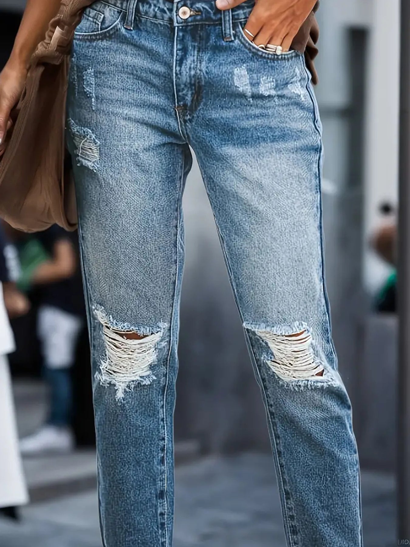 Women’s Stretchy Boyfriend Jeans | Ripped Distressed Relaxed Fit Denim | High-Sense Comfortable Five-Pocket Jeans | Trendy Faded Wash Boyfriend Denim | 2026 High-Fashion Urban Distressed Pants