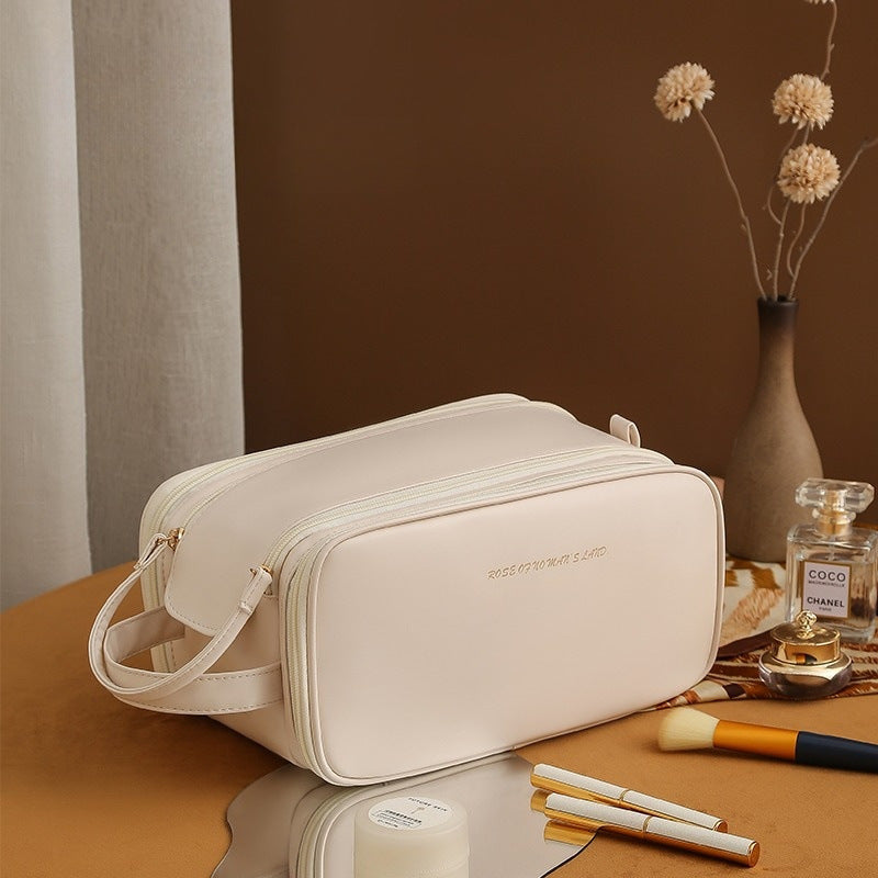 Three-Layer Double Zipper U-Shaped Cosmetic Bag | High-Capacity PU Leather Makeup Organizer | Portable Skincare Storage Bag for Women | Luxury Travel Toiletry Kit Pouch | 2026 High-Fashion Waterproof Vanity Box